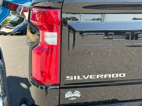 New 2026 Chevrolet Silverado 1500 RST w/ Convenience Package II AWD/4WD image 22
