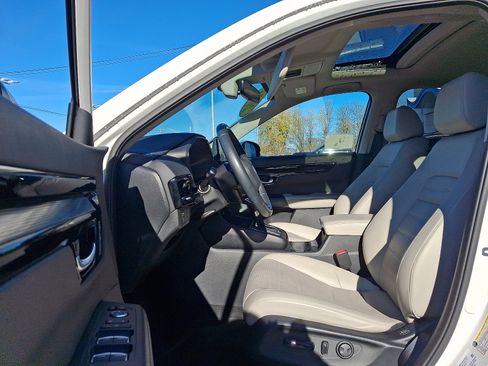 Used 2023 Honda CR-V EX-L image 13