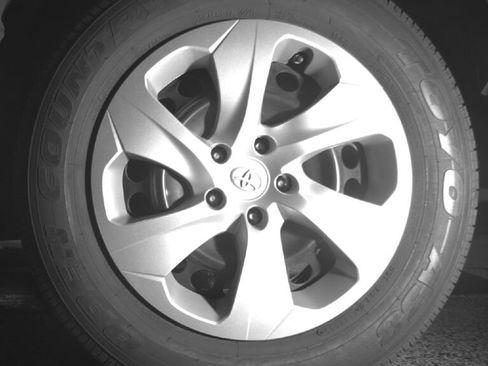 Used 2023 Toyota RAV4 LE AWD/4WD image 13