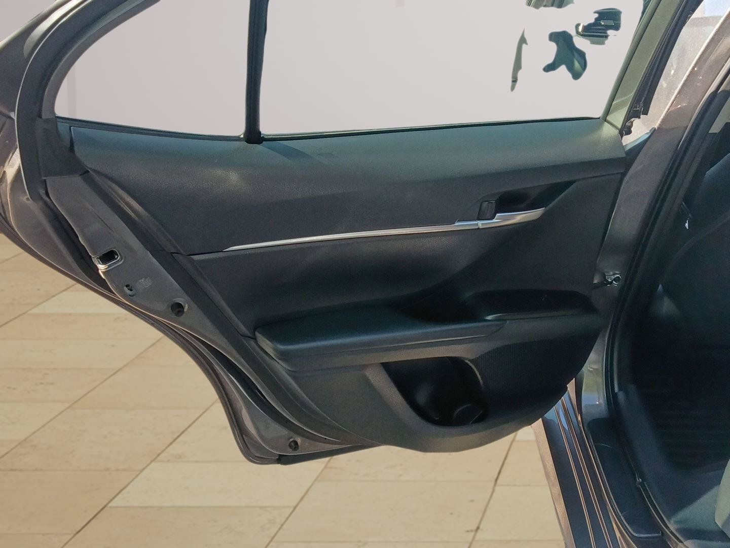 Used 2024 Toyota Camry LE w/ Convenience Package FWD image 28