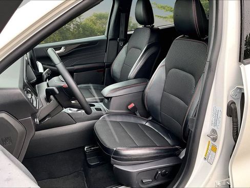 Used 2024 Ford Escape ST-Line w/ Tech Pack #1 AWD/4WD image 25