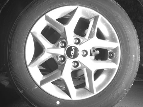 Used 2025 Kia Soul LX w/ LX Technology Package image 14