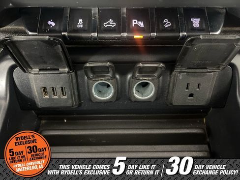 Used 2015 Chevrolet Silverado 2500 LTZ w/ Duramax Plus Package image 32