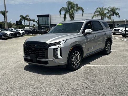 Certified 2023 Hyundai Palisade SEL w/ Cargo Package FWD image 2