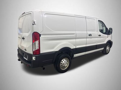 Used 2020 Ford Transit 150 Low Roof AWD image 5