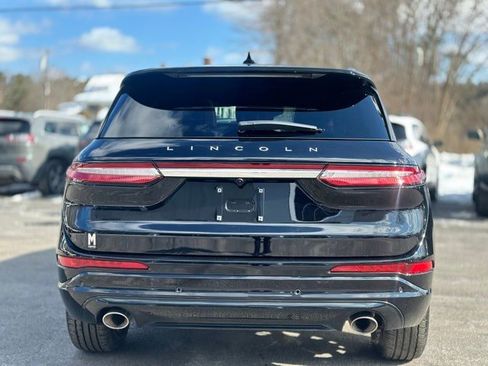 Used 2025 Lincoln Corsair Grand Touring w/ Equipment Group 301A image 5