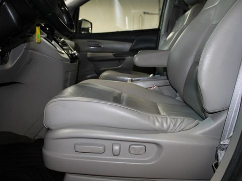 Used 2012 Honda Odyssey EX-L image 23