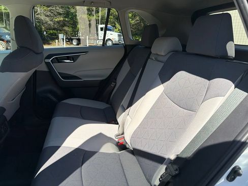 Used 2022 Toyota RAV4 XLE w/ Convenience Package AWD/4WD image 20