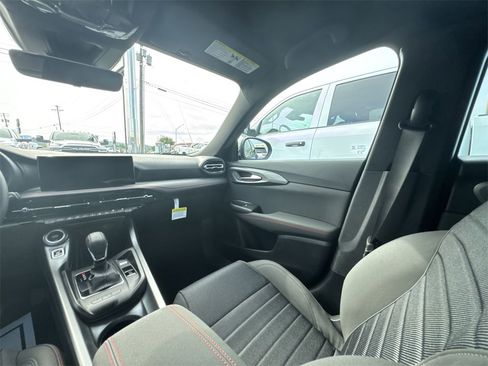 New 2025 Dodge Hornet GT w/ GT Blacktop Package image 11