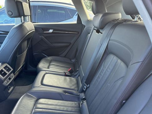 Used 2018 Audi Q5 2.0T Premium image 6