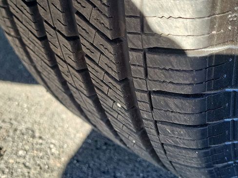 Used 2023 Kia Forte LXS image 23