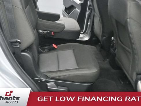 Used 2022 Ford Explorer XLT AWD/4WD image 13