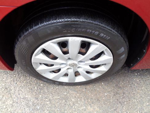 Used 2014 Nissan Sentra SV image 26