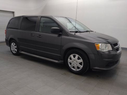 Used 2016 Dodge Grand Caravan SE w/ Quick Order Package 29E SE image 11