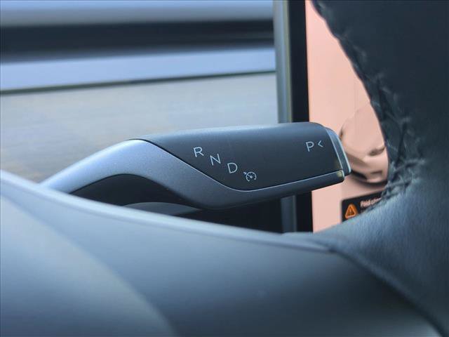 Used 2024 Tesla Model Y Long Range RWD image 12