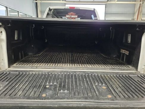 Used 2019 Ford F250 XL w/ Power Equipment Group AWD/4WD image 8