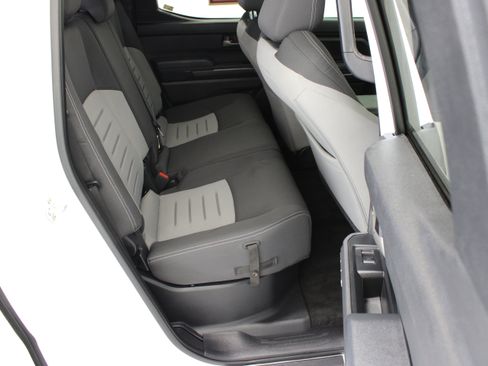 Used 2024 Toyota Tacoma TRD Sport RWD image 32