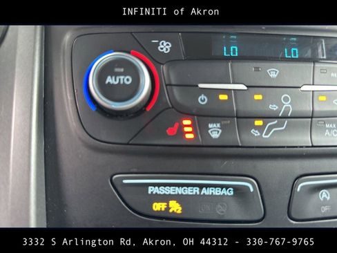 Used 2019 Ford Escape SEL image 3