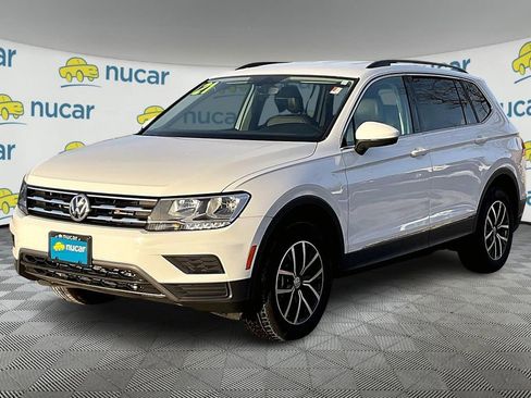 Used 2021 Volkswagen Tiguan SE image 3