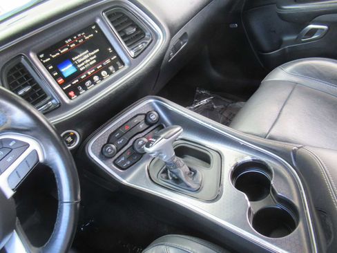Used 2016 Dodge Challenger SXT Plus image 26