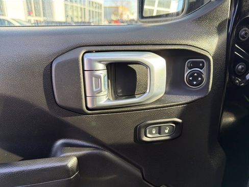 Used 2023 Jeep Wrangler Sport image 3