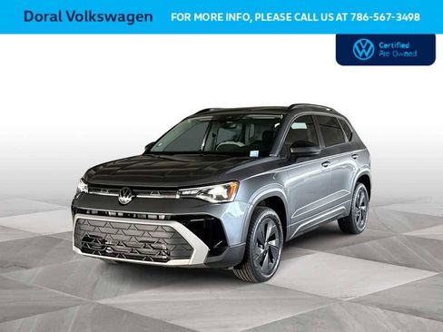 Used 2025 Volkswagen Taos S FWD image 4