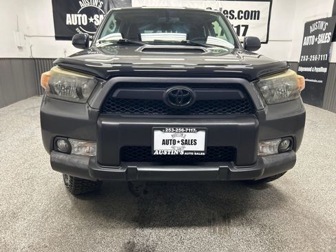 Used 2012 Toyota 4Runner Trail AWD/4WD image 2