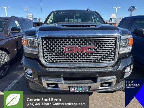 Used 2017 GMC Sierra 2500 Denali w/ Duramax Plus Package image 2