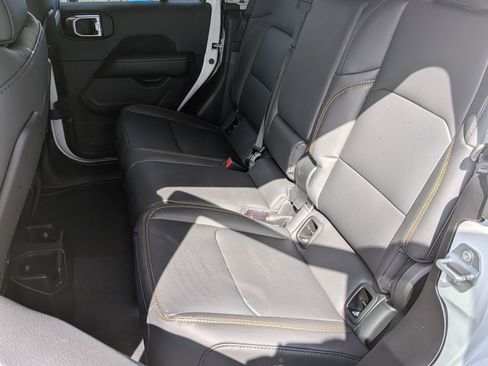 New 2026 Jeep Gladiator Sport image 29