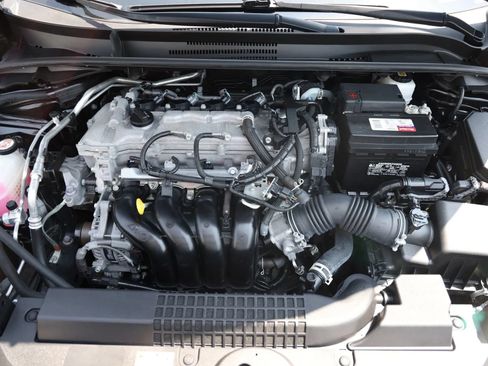 Used 2022 Toyota Corolla LE FWD image 37