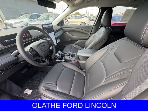 New 2025 Ford Mustang Mach-E Premium image 9