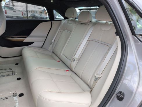 Used 2023 Lucid Air Grand Touring AWD/4WD image 31