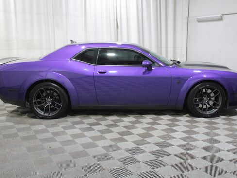 Used 2019 Dodge Challenger SRT Hellcat Redeye image 29