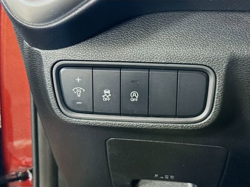 Used 2024 Kia Soul LX w/ Option Group 015 image 17