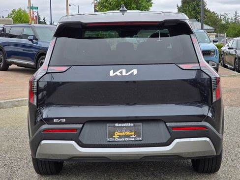 New 2026 Kia EV9 Light RWD image 4