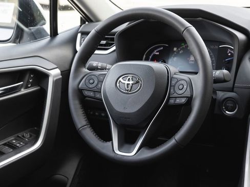 New 2025 Toyota RAV4 XLE Premium image 10