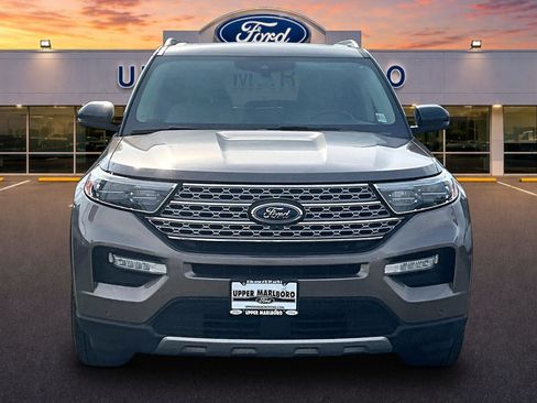 Used 2021 Ford Explorer Limited w/ Equipment Group 301A RWD image 3