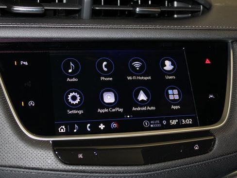 New 2025 Cadillac XT6 Luxury image 15