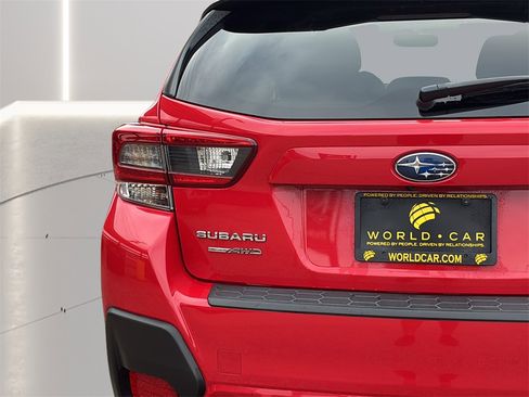 Used 2021 Subaru Crosstrek 2.0i Premium w/ Moonroof Package image 30