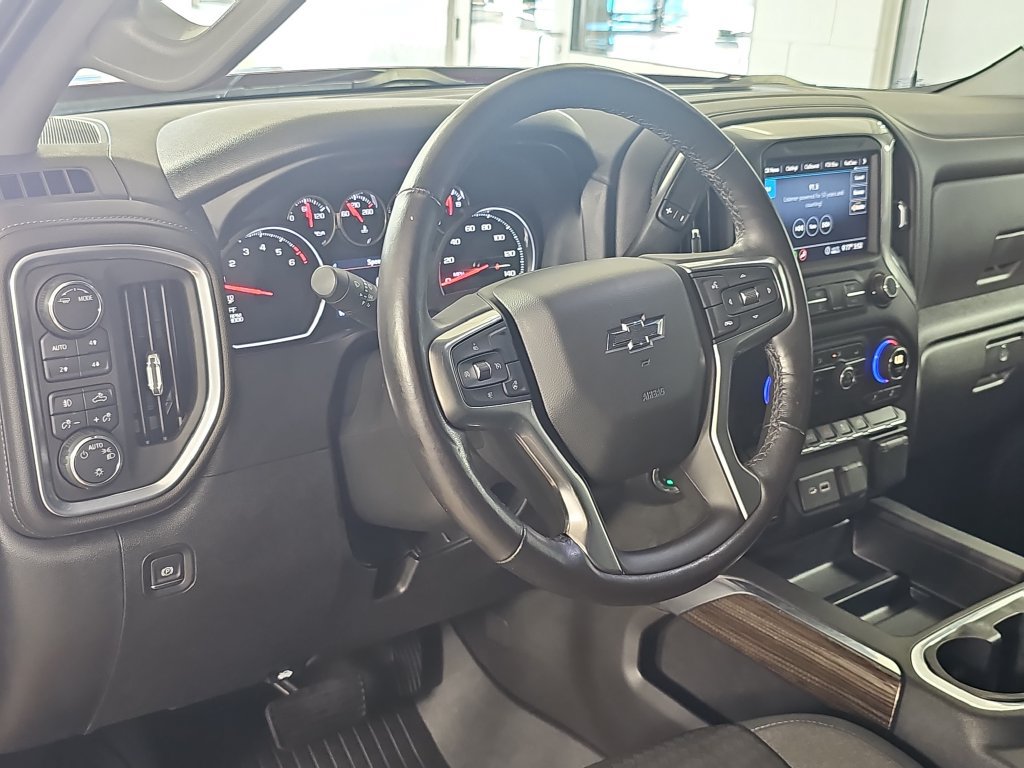 Certified 2020 Chevrolet Silverado 1500 RST AWD/4WD image 19