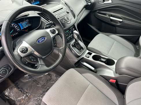 Used 2018 Ford C-MAX SE image 11