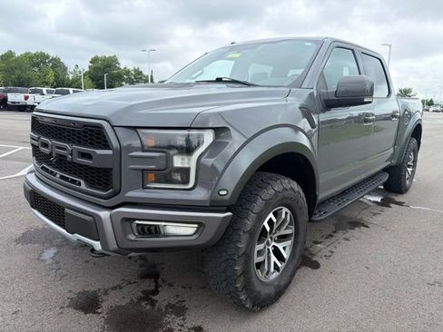 Used 2018 Ford F150 Raptor w/ Equipment Group 802A Luxury AWD/4WD image 2