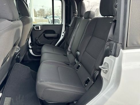 Certified 2021 Jeep Gladiator Sport image 27