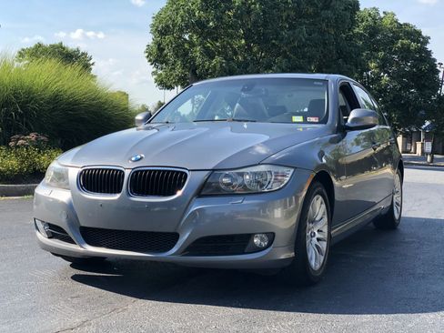 Used 2009 BMW 328i Sedan image 2