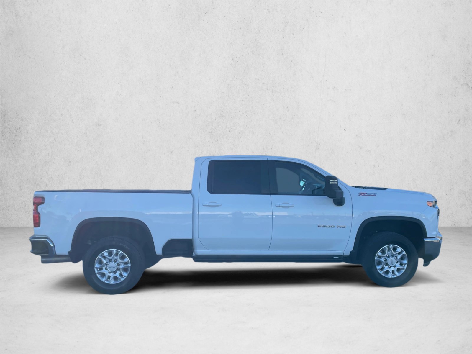 Used 2020 Chevrolet Silverado 2500 LT AWD/4WD image 4