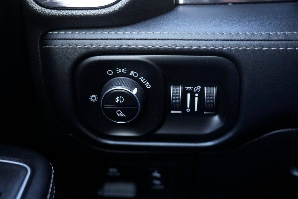 Used 2022 RAM 1500 Limited AWD/4WD image 49