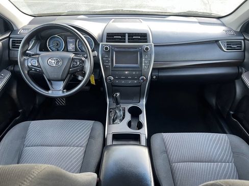 Used 2016 Toyota Camry LE FWD image 14