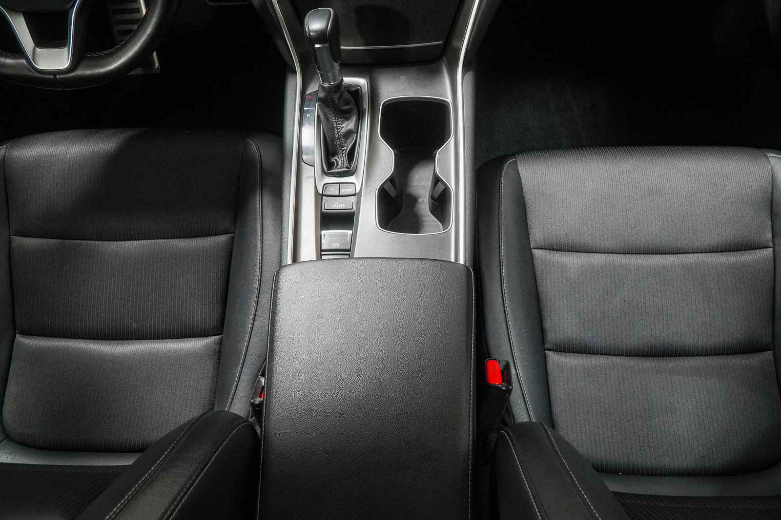 Used 2022 Honda Accord Sport image 33