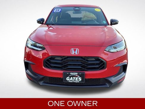 Used 2025 Honda HR-V Sport image 2