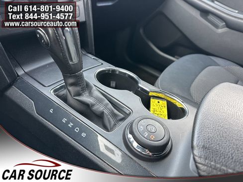Used 2018 Ford Explorer XLT AWD/4WD image 15